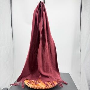 Stewart of Scotland 100% Merino Wool Scarf In Red fringe